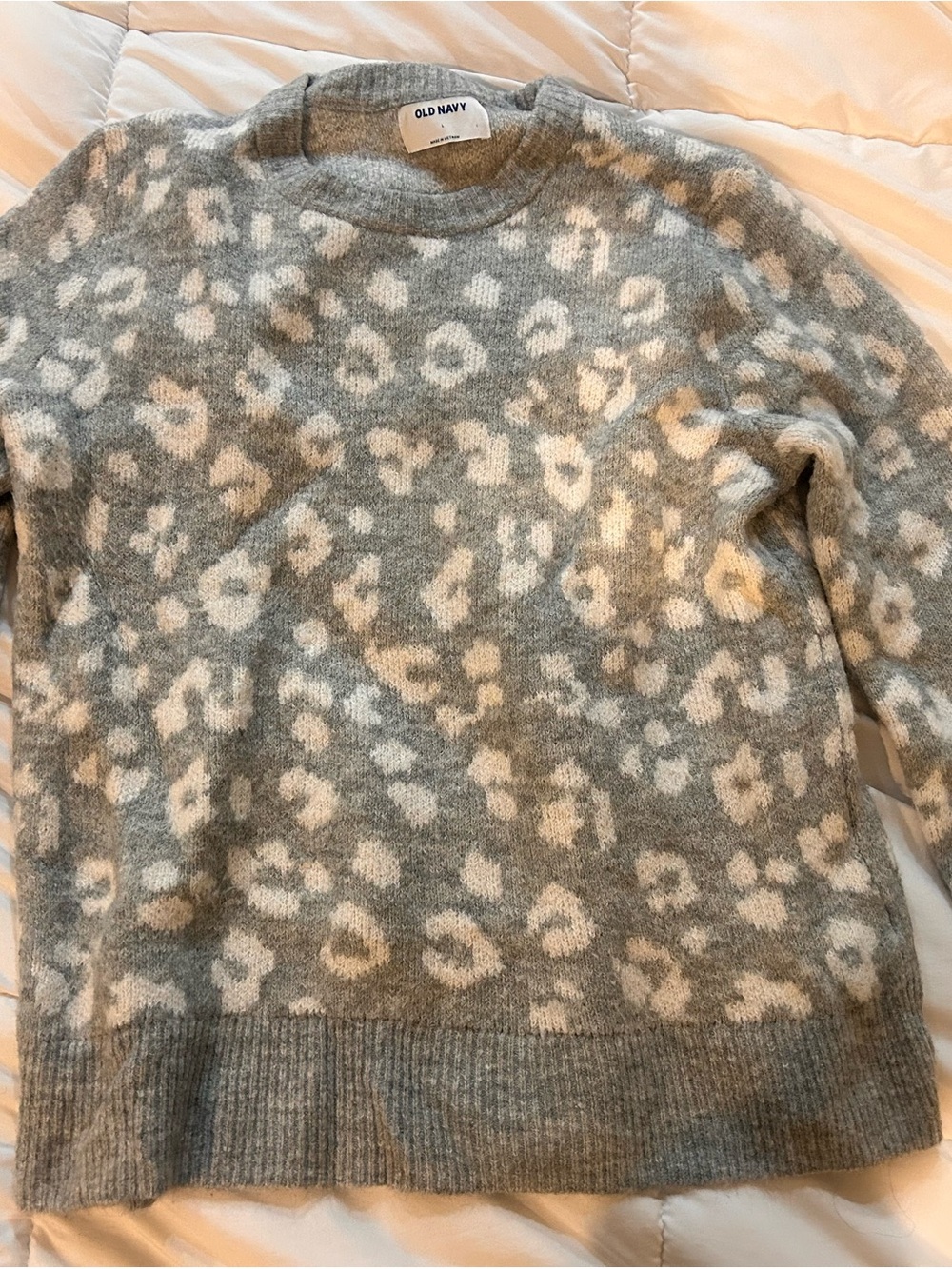 Old Navy Gray and Cream Leopard Print Crewneck Sweater